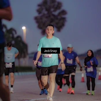 Runner Photo 7518051