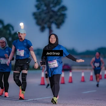 Runner Photo 7518060