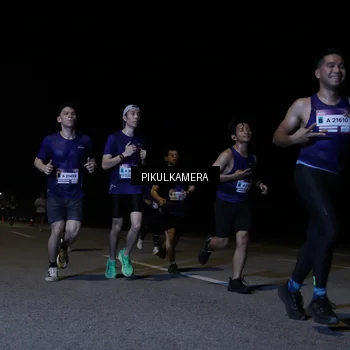 Runner Photo 7518067
