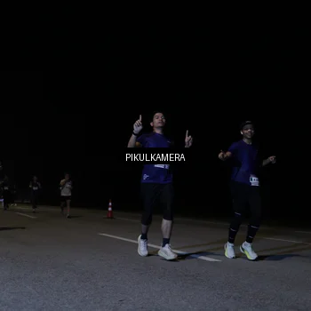 Runner Photo 7518082