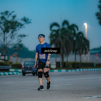 Runner Photo 7518084