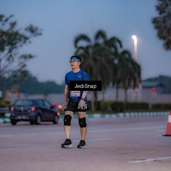 Runner Photo 7518088