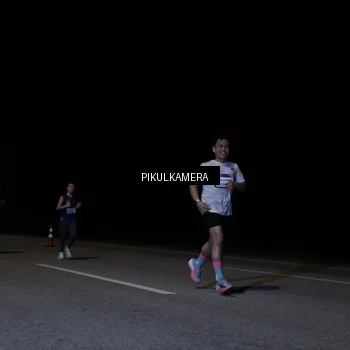 Runner Photo 7518129