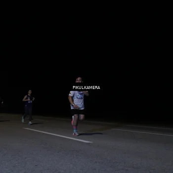 Runner Photo 7518130
