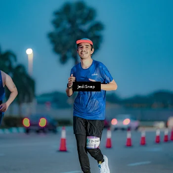 Runner Photo 7518137