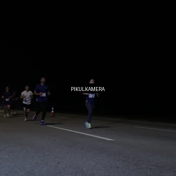 Runner Photo 7518143