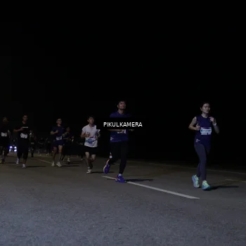 Runner Photo 7518151