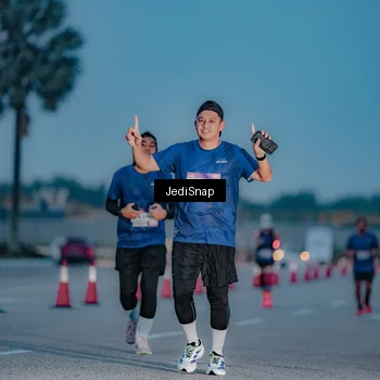 Runner Photo 7518159