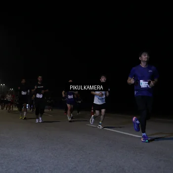 Runner Photo 7518164