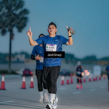 Runner Photo 7518167