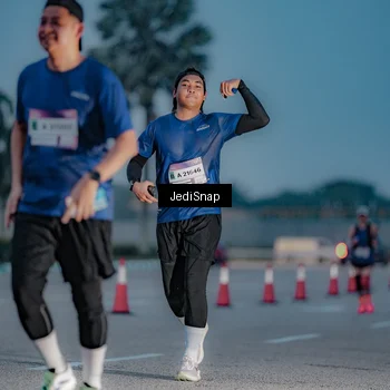 Runner Photo 7518169