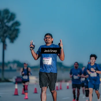 Runner Photo 7518204