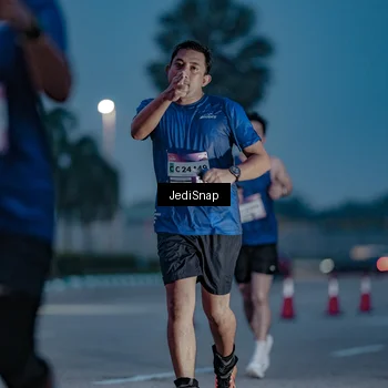 Runner Photo 7518231