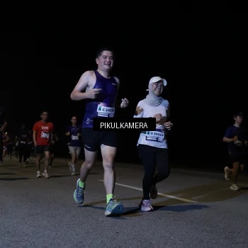 Runner Photo 7518236