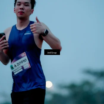 Runner Photo 7518244
