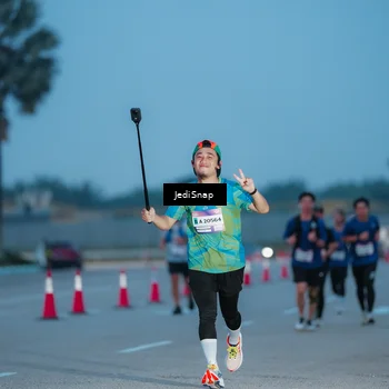 Runner Photo 7518259