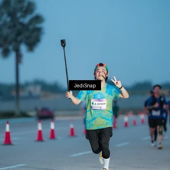 Runner Photo 7518266