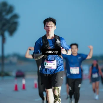 Runner Photo 7518279