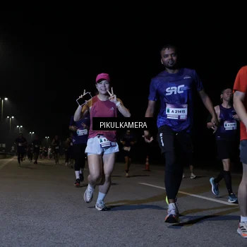 Runner Photo 7518282