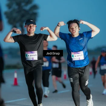 Runner Photo 7518291
