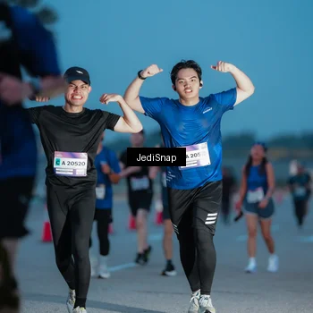 Runner Photo 7518292
