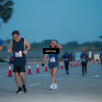 Runner Photo 7518298