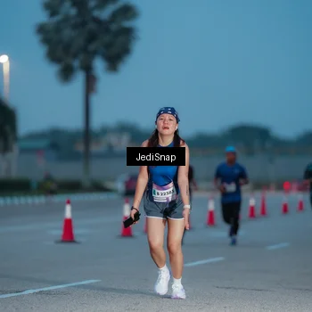 Runner Photo 7518314