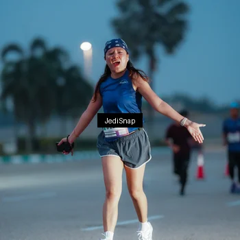 Runner Photo 7518323
