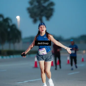 Runner Photo 7518325