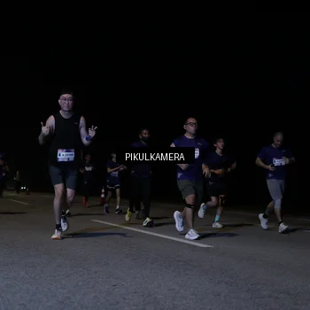 Runner Photo 7518346