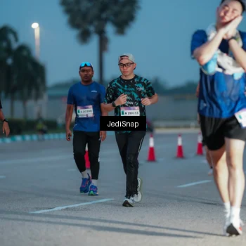 Runner Photo 7518347