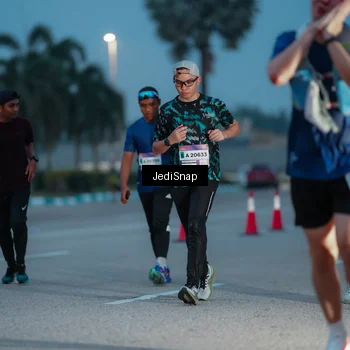 Runner Photo 7518350