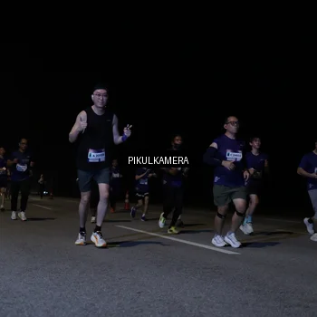 Runner Photo 7518353