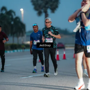 Runner Photo 7518355