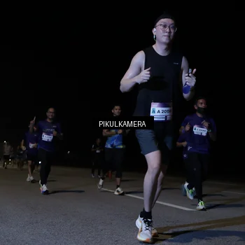 Runner Photo 7518356