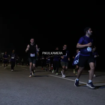 Runner Photo 7518360