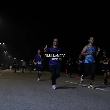Runner Photo 7518368