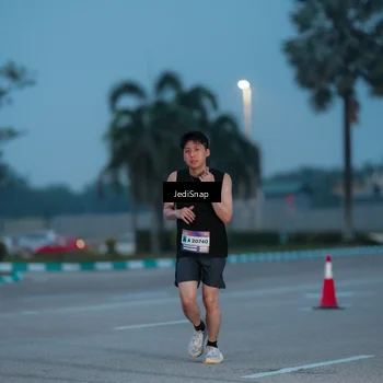 Runner Photo 7518373