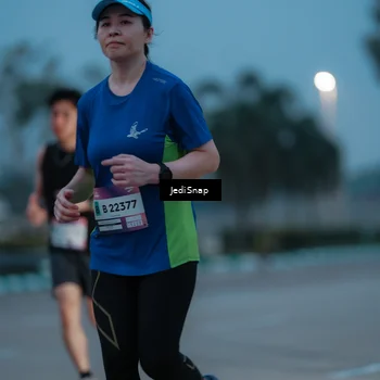 Runner Photo 7518378