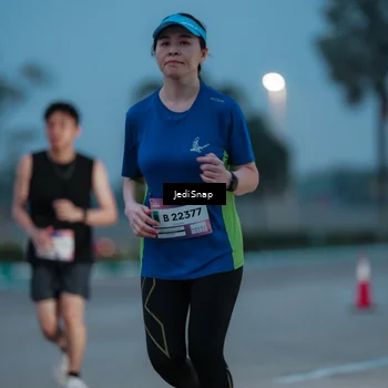 Runner Photo 7518381