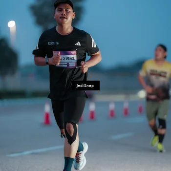 Runner Photo 7518386