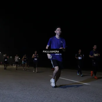 Runner Photo 7518388