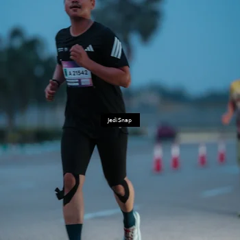 Runner Photo 7518392