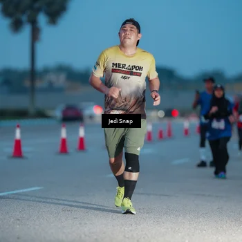Runner Photo 7518393