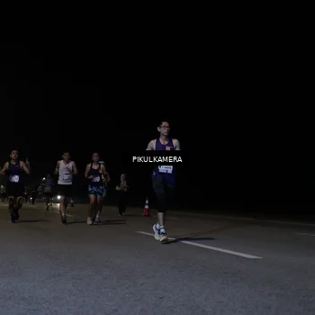 Runner Photo 7518396