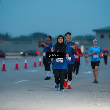 Runner Photo 7518399