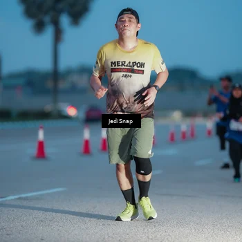 Runner Photo 7518401