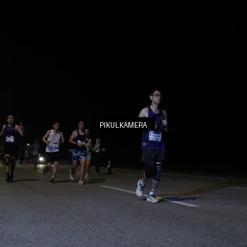 Runner Photo 7518415