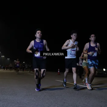 Runner Photo 7518417