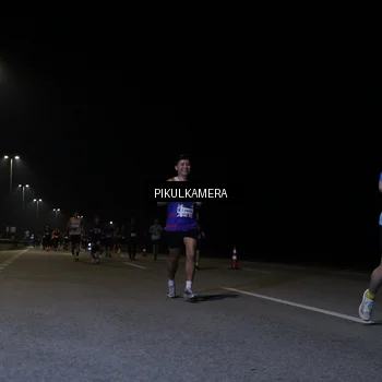 Runner Photo 7518448